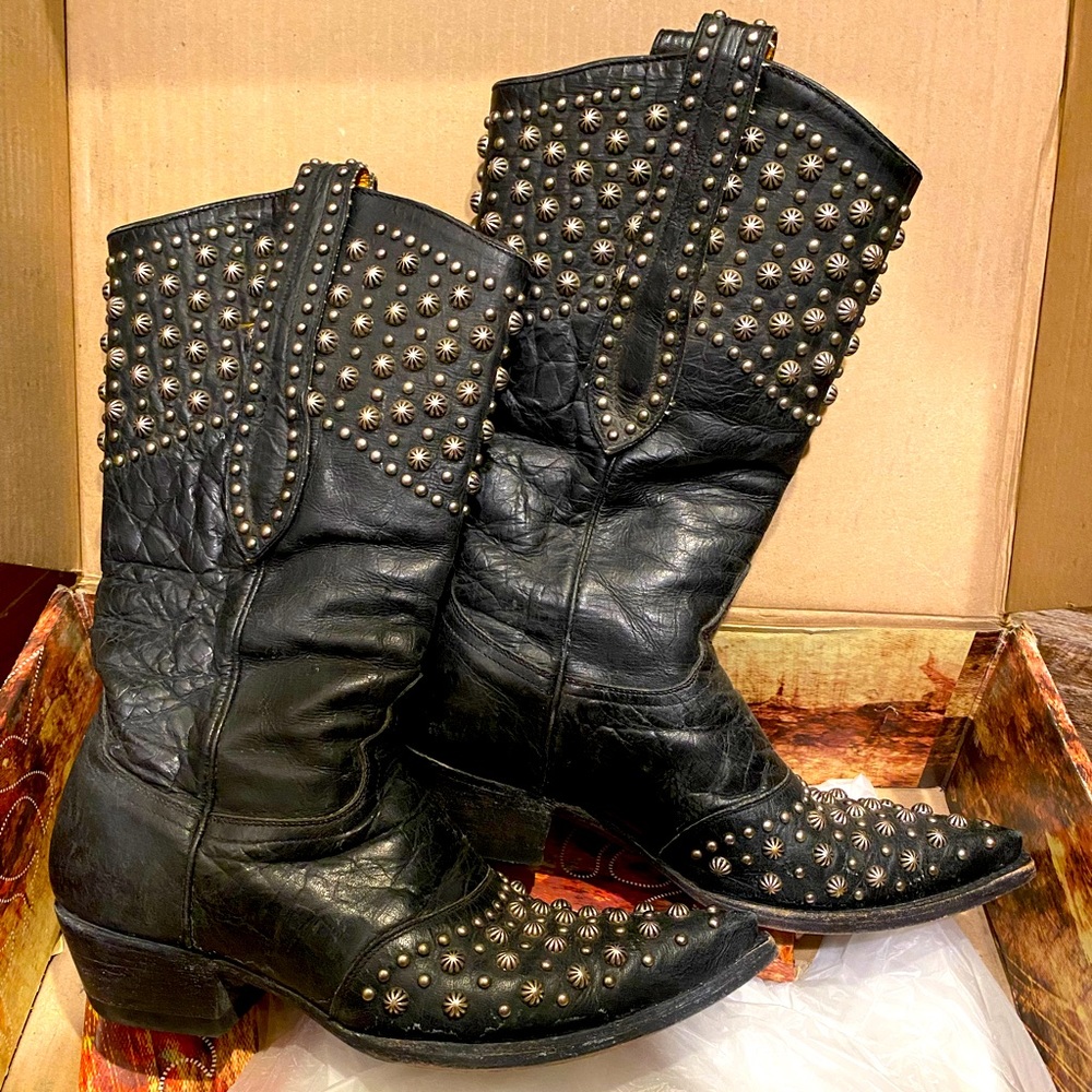Old Gringo black cowboy boots with silver dots